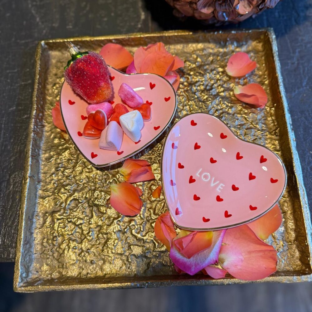 Vondels schaaltje 'love'